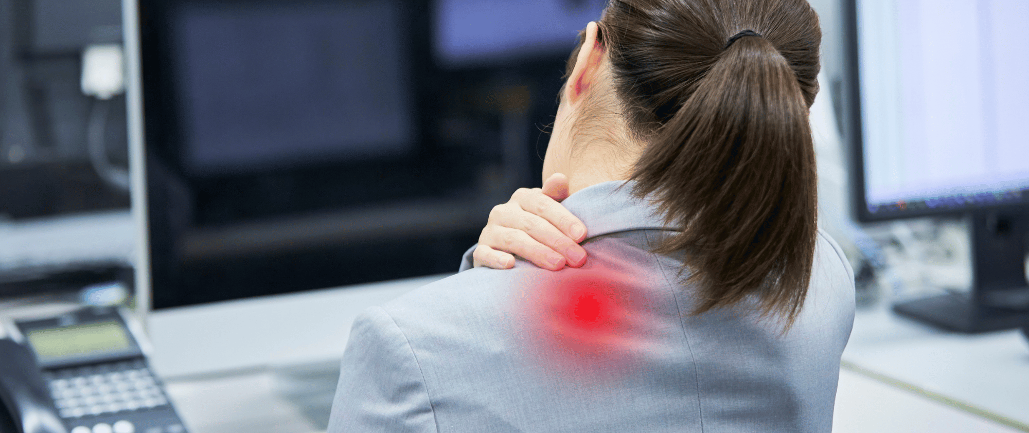 Derfor får du ondt i nakke, skuldre og lænd, selvom du sidder ergonomisk korrekt